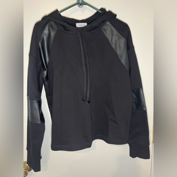 Evereve Nickie Faux Leather Hoodie, Size Large EUC - Picture 3 of 14